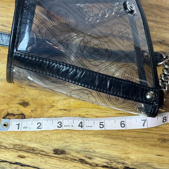 Chanel Camelia Flower Clear PVC Leather Crossbody Bucket Bag Authentic CoA - Picture 10 of 13